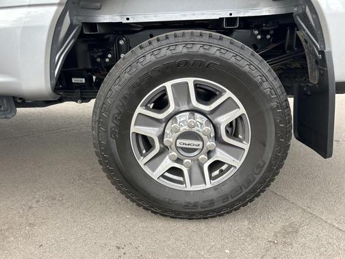 2024 Ford F-350 Lariat Super Duty