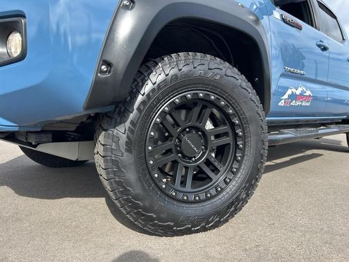 2019 Toyota Tacoma TRD Sport