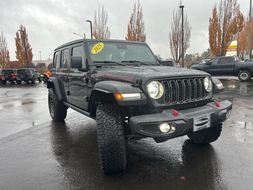 2025 Jeep Wrangler Rubicon