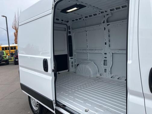 2025 RAM ProMaster 1500 Base