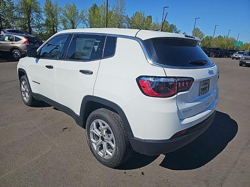 2025 Jeep Compass Sport