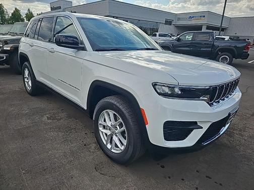 2025 Jeep Grand Cherokee Laredo X
