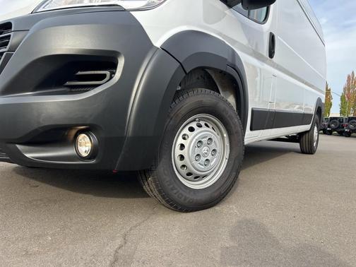 2025 RAM ProMaster 2500 High Roof