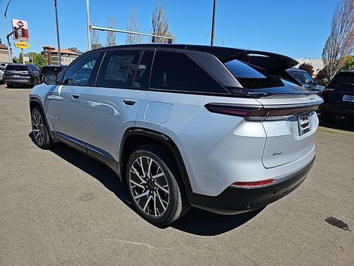 2025 Jeep Wagoneer S Limited