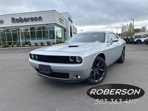 2022 Dodge Challenger SXT