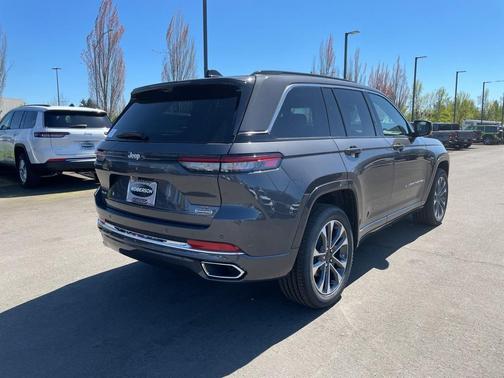 2025 Jeep Grand Cherokee Overland