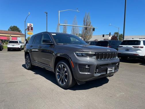 2025 Jeep Grand Cherokee Overland