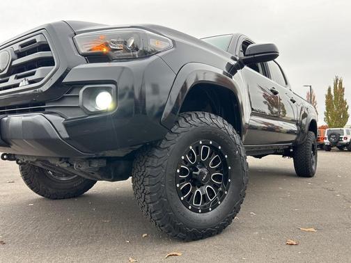 2018 Toyota Tacoma SR5