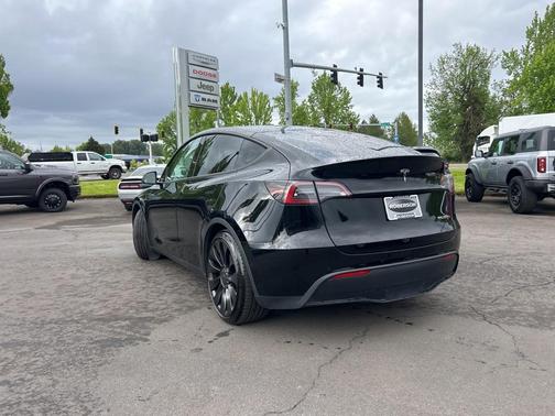 2022 Tesla Model Y Performance
