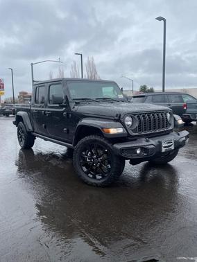 2025 Jeep Gladiator Sport
