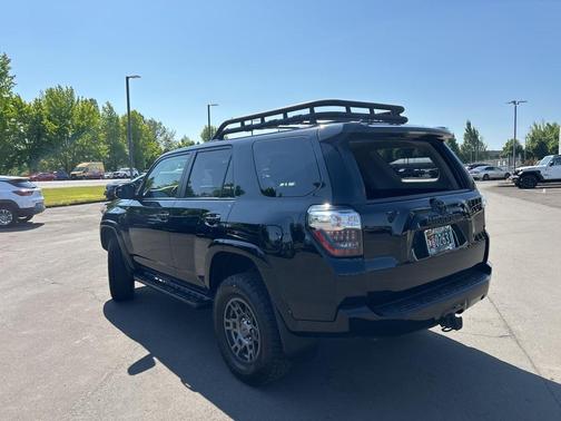 2020 Toyota 4Runner Venture