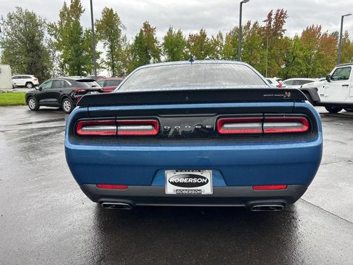 2022 Dodge Challenger R/T Scat Pack