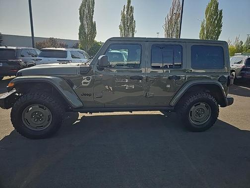 2025 Jeep Wrangler 4xe Sport