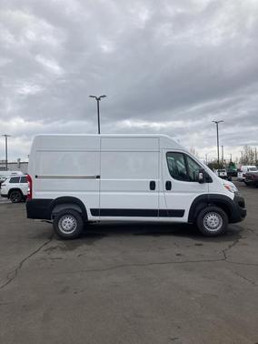 2025 RAM ProMaster 1500 Base