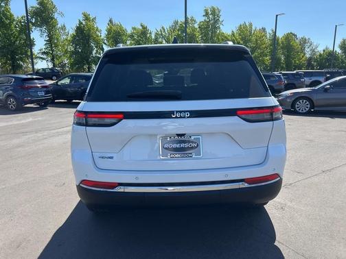 2023 Jeep Grand Cherokee 4xe Base