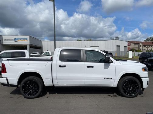 2025 RAM 1500 Limited