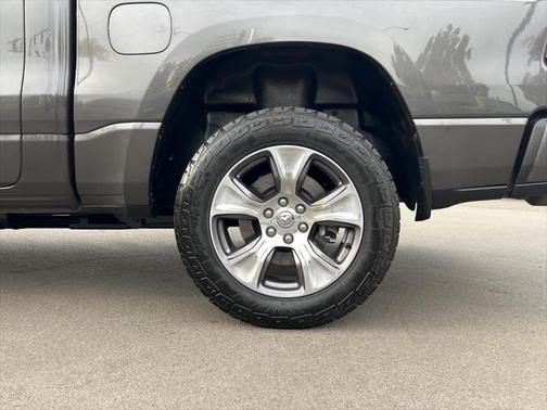 2020 RAM 1500 Big Horn Crew Cab 4x4 57' Box