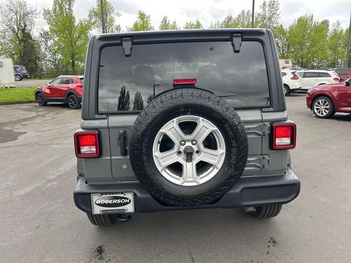 2019 Jeep Wrangler Sport