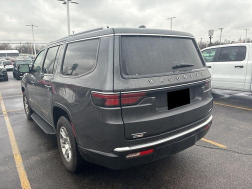 Gray 2022 Jeep Wagoneer Series I