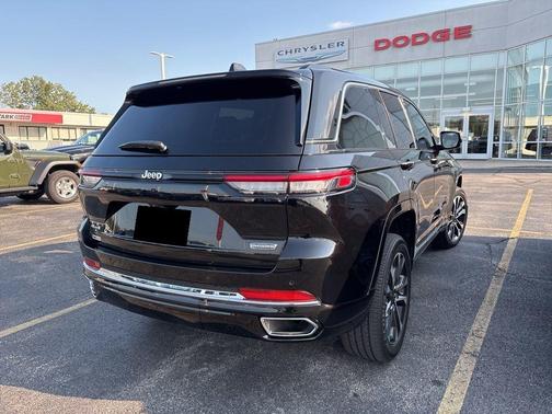 2023 Jeep Grand Cherokee Overland