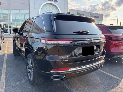 2023 Jeep Grand Cherokee Overland
