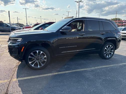 2023 Jeep Grand Cherokee Overland