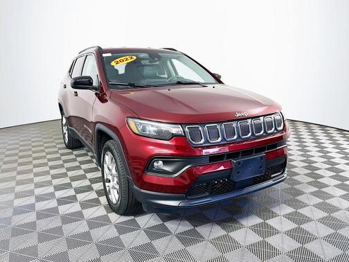 2022 Jeep Compass Latitude Lux