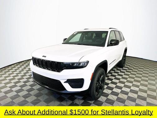 2025 Jeep Grand Cherokee Laredo