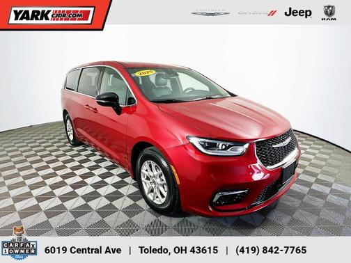 Red 2025 Chrysler Pacifica Select