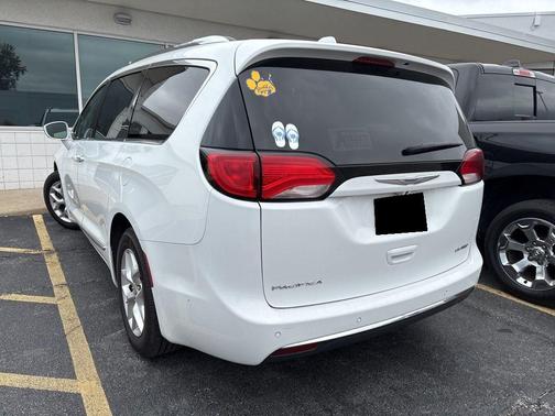 2020 Chrysler Pacifica Limited