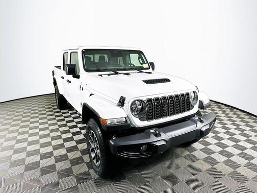 2026 Jeep Gladiator Sport