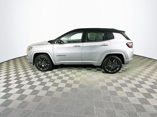 2023 Jeep Compass Altitude