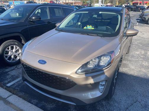 2020 Ford Escape Titanium