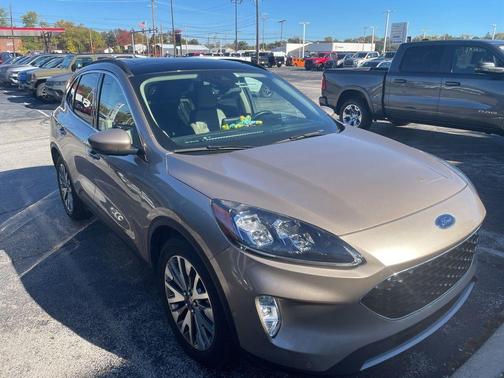 2020 Ford Escape Titanium