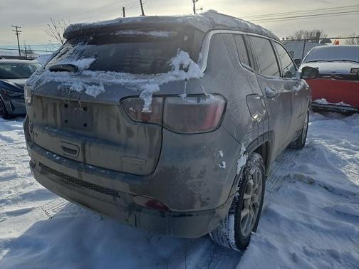 2024 Jeep Compass Latitude Lux