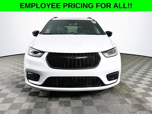 2026 Chrysler Pacifica Limited