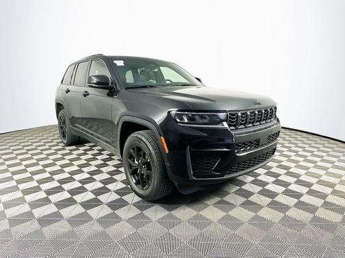 Black 2026 Jeep Grand Cherokee Laredo
