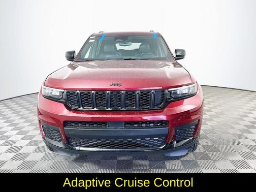 2022 Jeep Grand Cherokee L Laredo