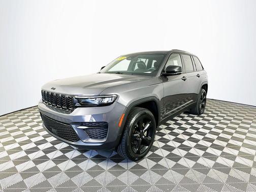 2023 Jeep Grand Cherokee Altitude