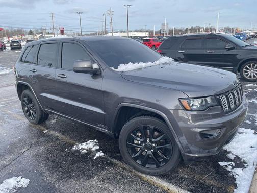 2021 Jeep Grand Cherokee Laredo X