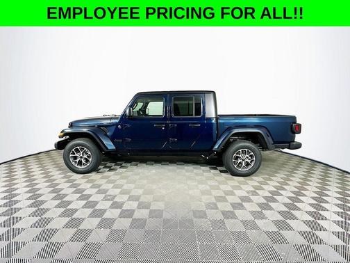 2025 Jeep Gladiator Sport
