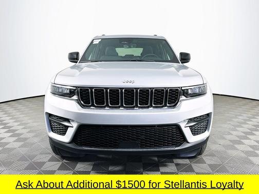 2025 Jeep Grand Cherokee Laredo X