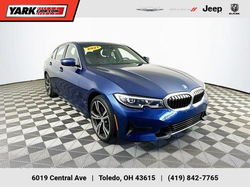 2021 BMW 330 i xDrive
