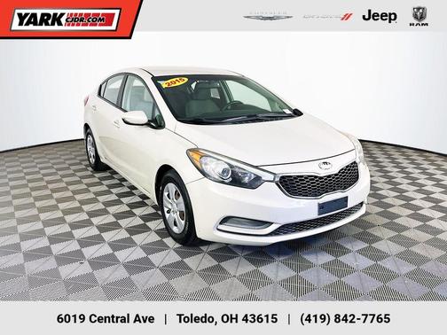 Beige 2015 Kia Forte LX