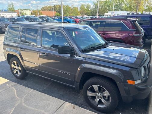 Gray 2016 Jeep Patriot Latitude