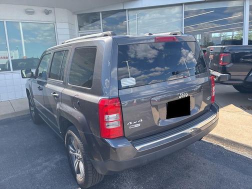 Gray 2016 Jeep Patriot Latitude