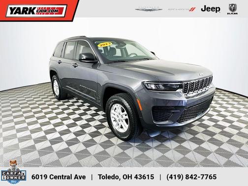 2023 Jeep Grand Cherokee Laredo