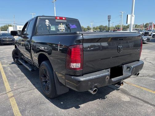 2016 RAM 1500 Sport