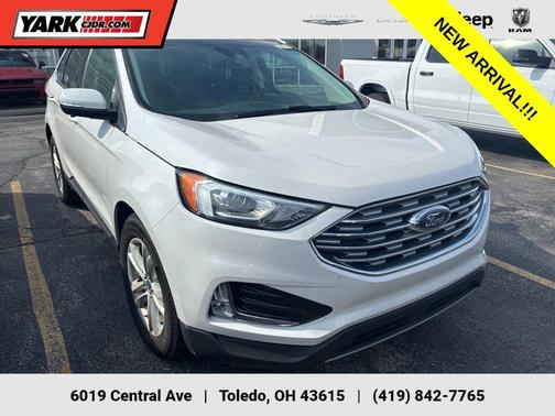 White 2019 Ford Edge SEL