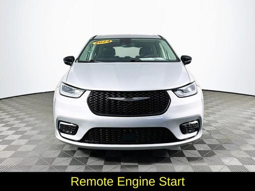 Silver 2024 Chrysler Pacifica Touring-L